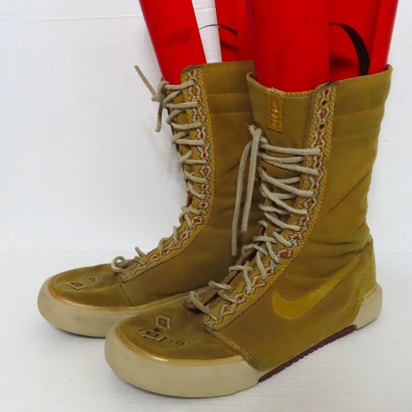 Nike Shoes - Womens RARE Nike Air Sabaku Japan Moc Toe High Top tribal fold over Sneaker sz 9